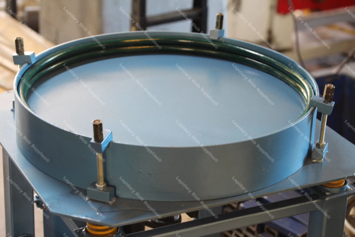 22" Vibrating Lap - Image 4