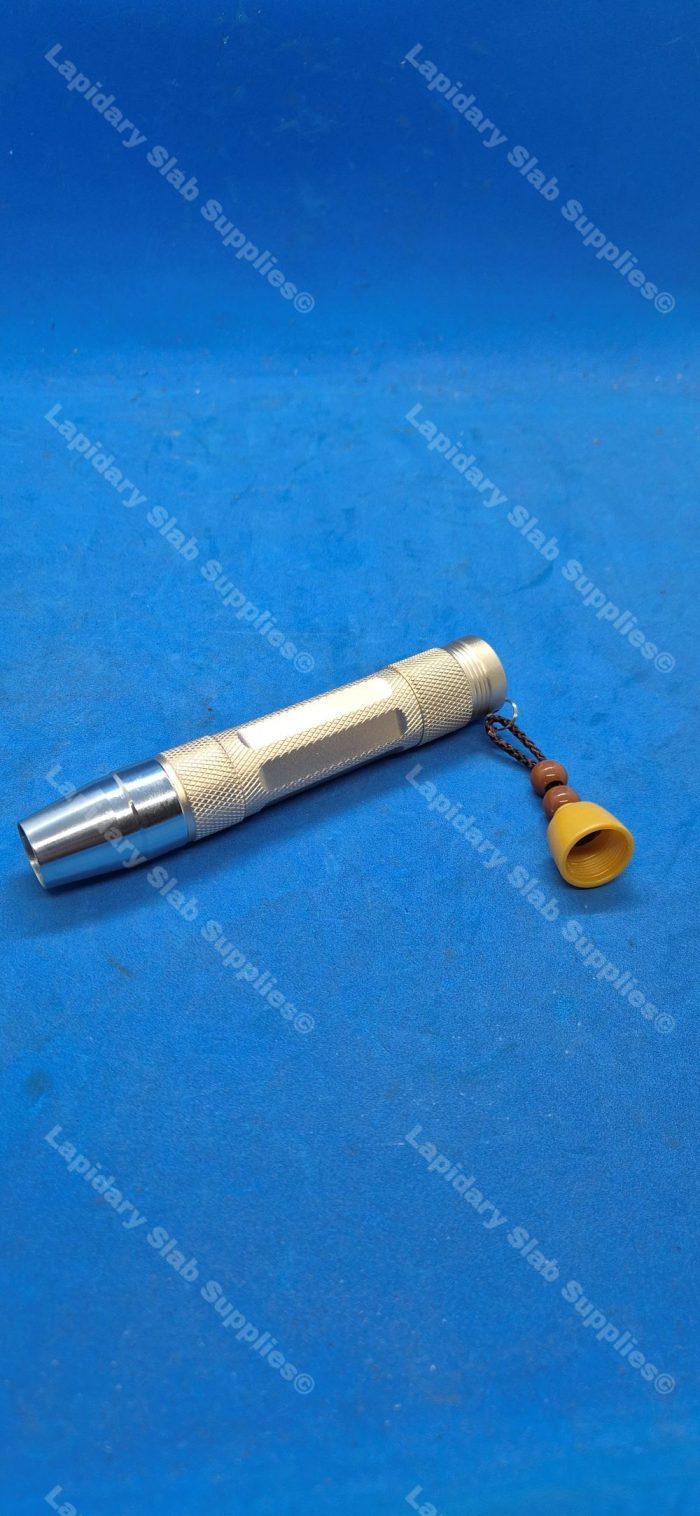 Gemmological Flashlight
