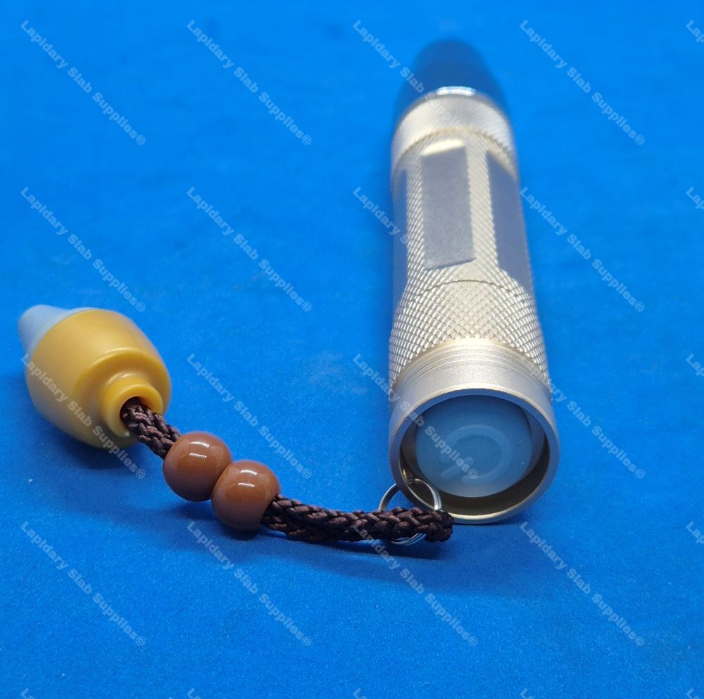 Gemmological Flashlight - Image 4