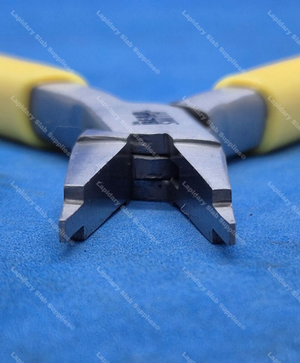 Tapered Flat Nose 2mm Tip Plier - Image 3